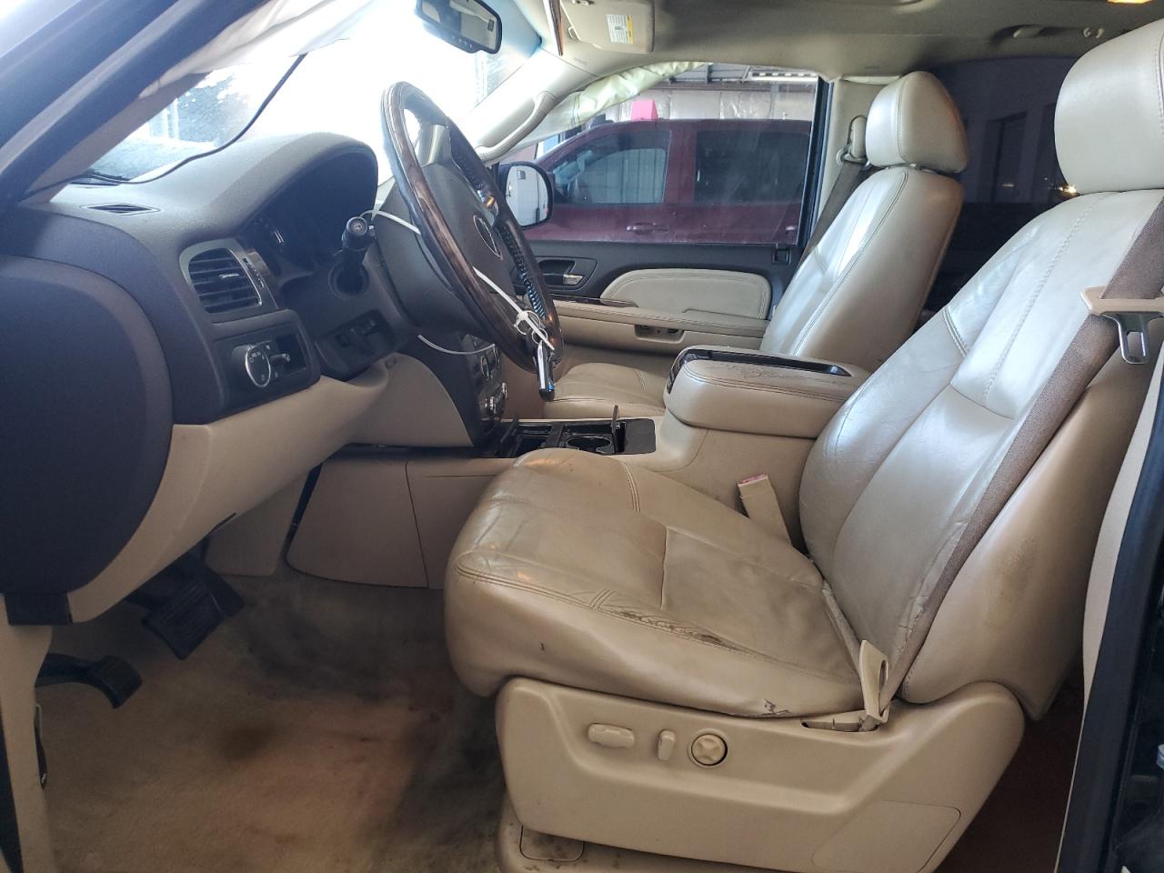2007 GMC Yukon - Image 7