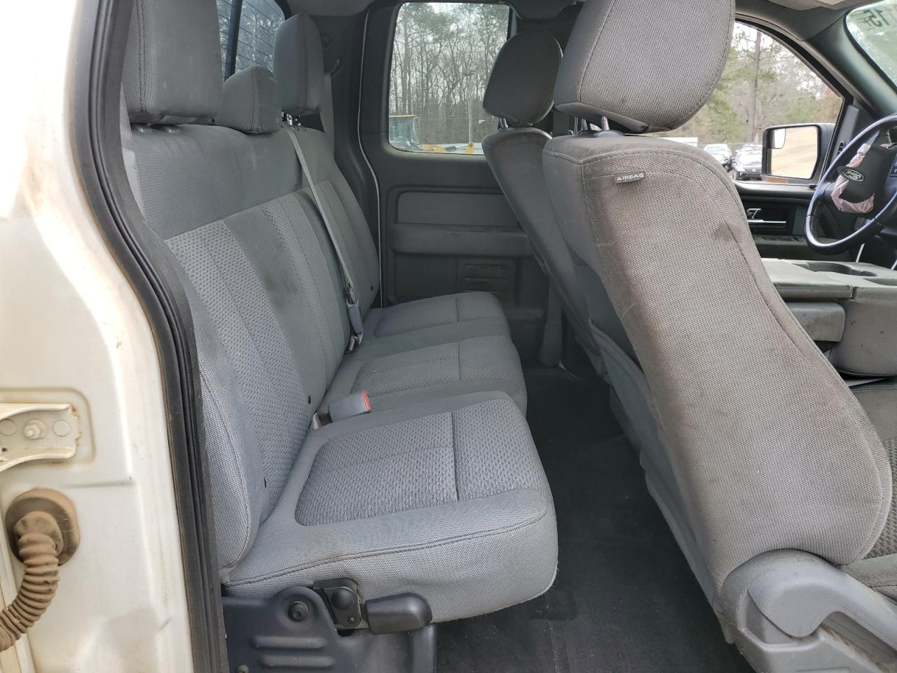 2013 Ford F-150 - Image 10