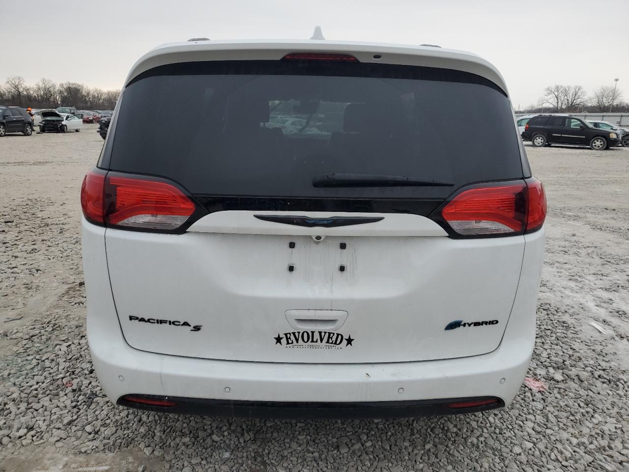 2019 Chrysler Pacifica - Image 6