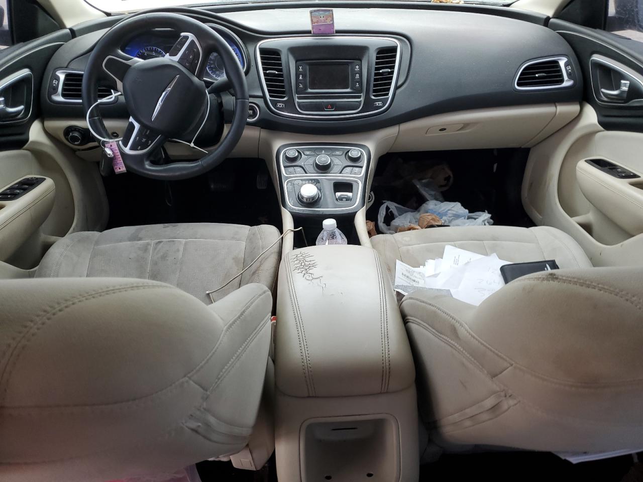 2015 Chrysler 200 - Image 8