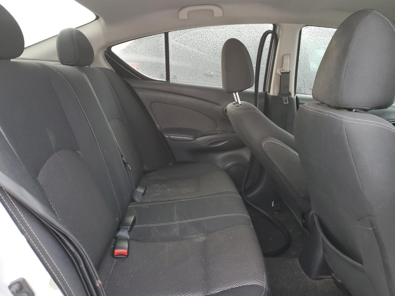 2016 Nissan Versa - Image 10