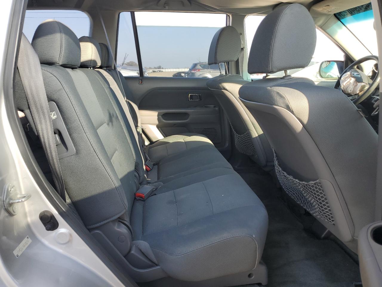 2006 Honda Pilot - Image 11