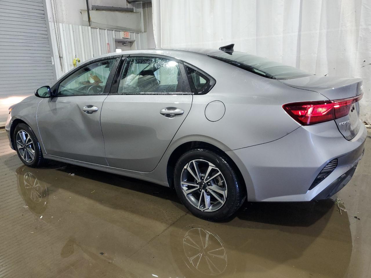 2024 Kia Forte - Image 2
