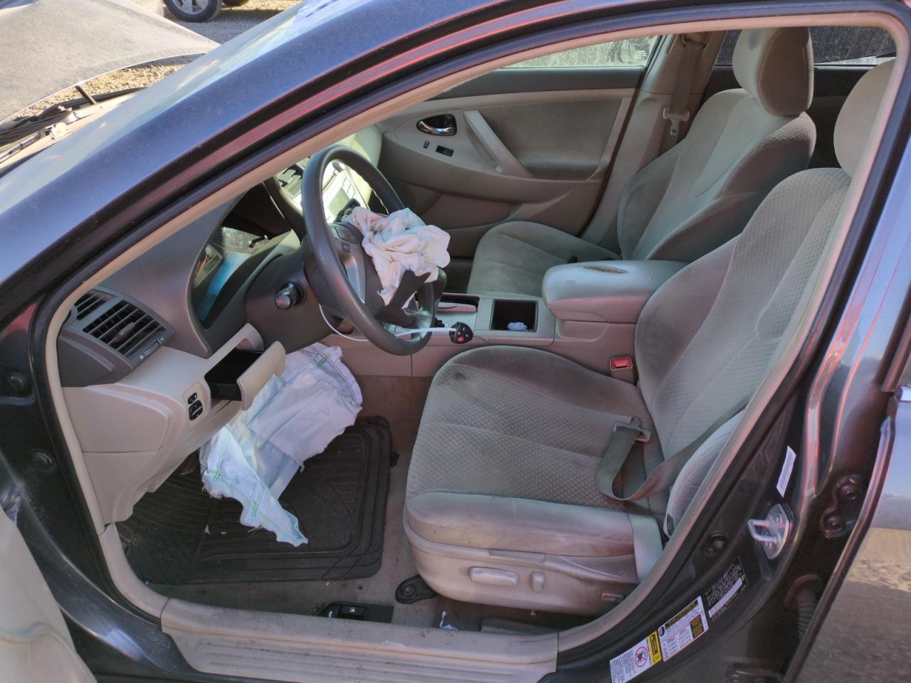 2009 Toyota Camry - Image 7