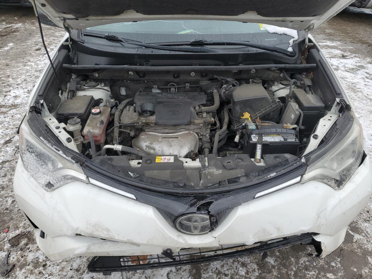 2017 Toyota RAV 4 - Image 12