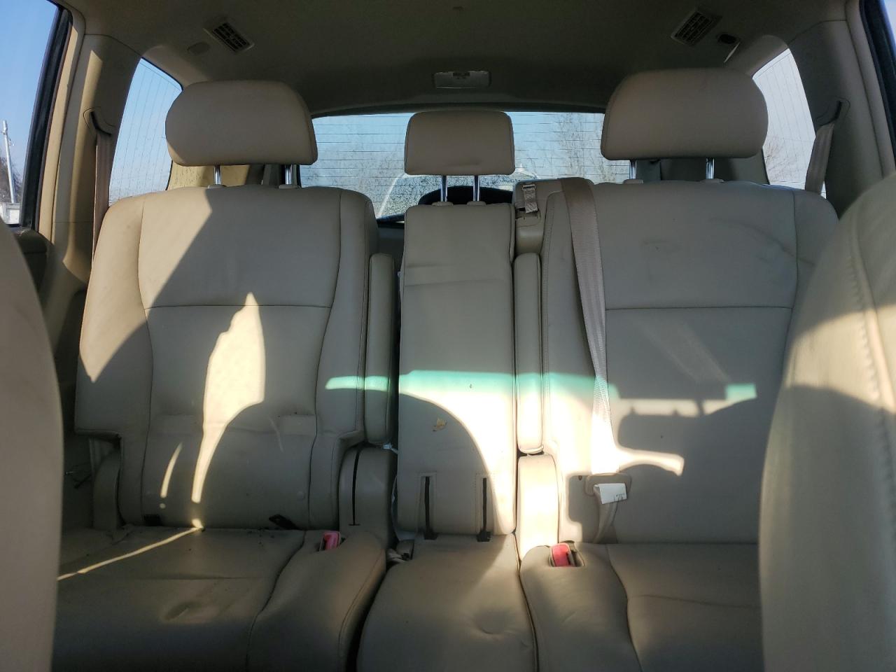 2010 Toyota Highlander - Image 10