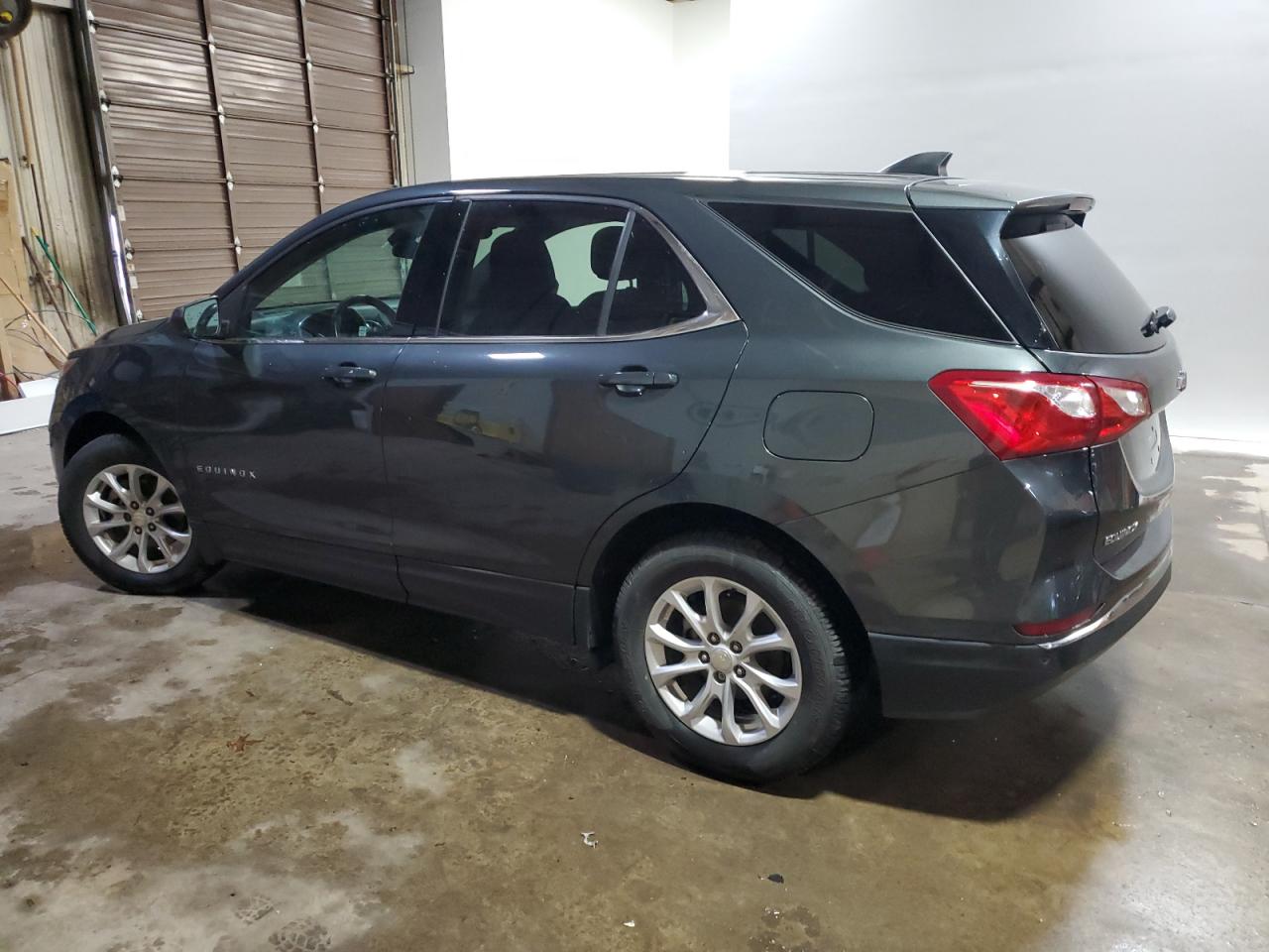 2020 Chevrolet Equinox - Image 2