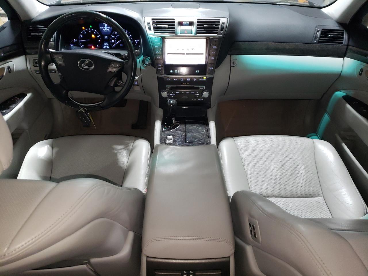 2012 Lexus LS - Image 8