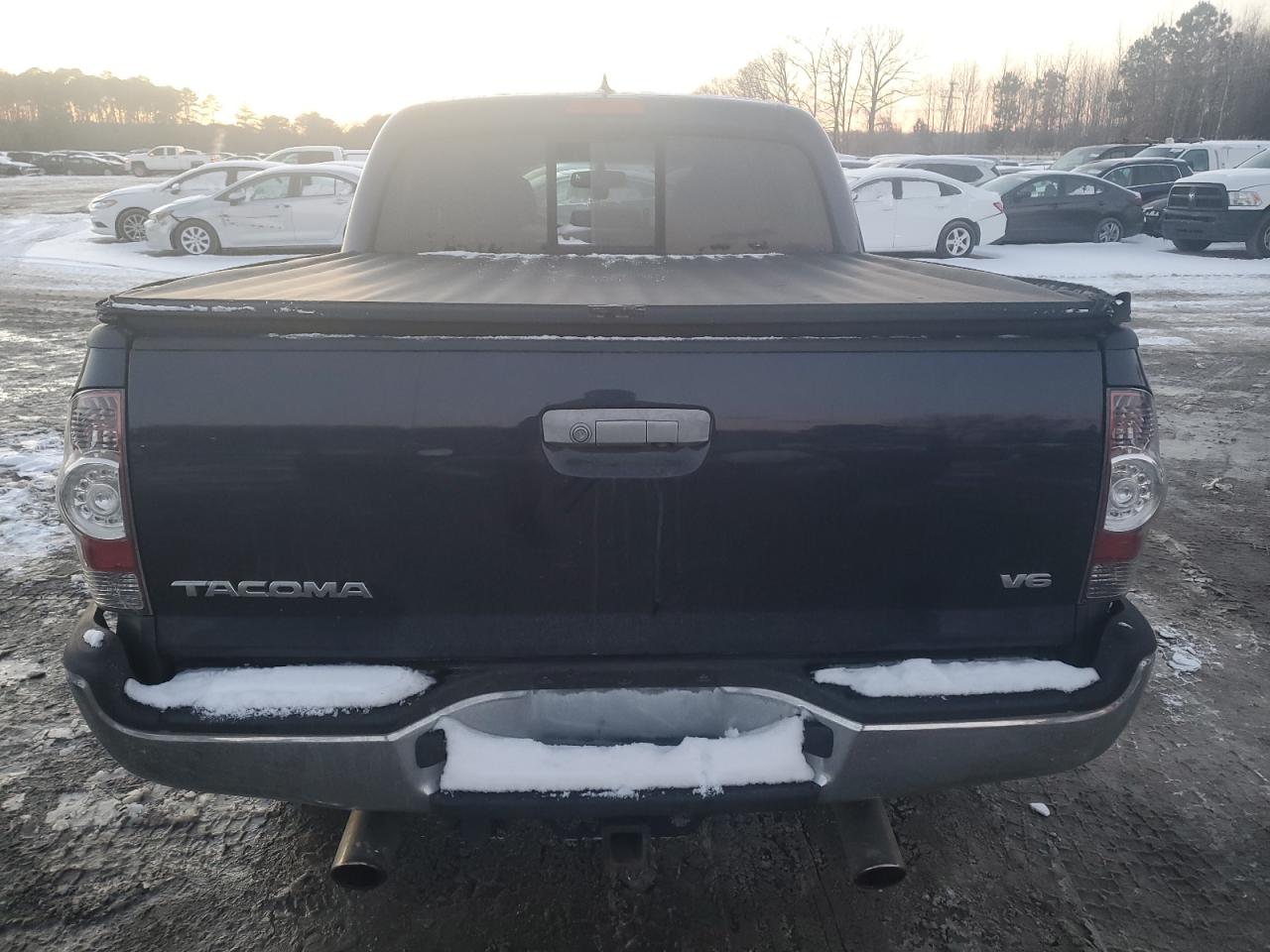 2012 Toyota Tacoma - Image 6