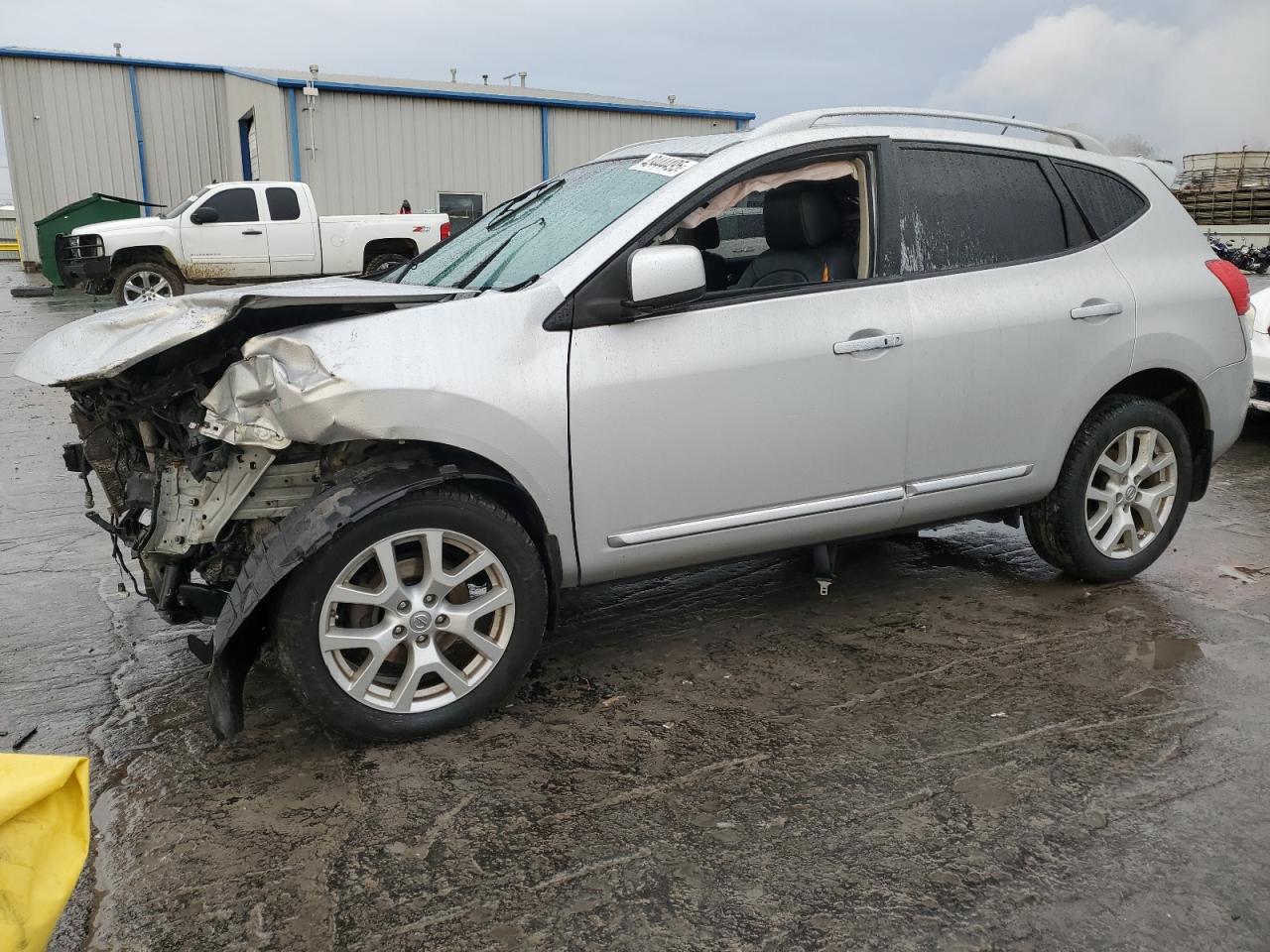 2011 Nissan Rogue - Image 1