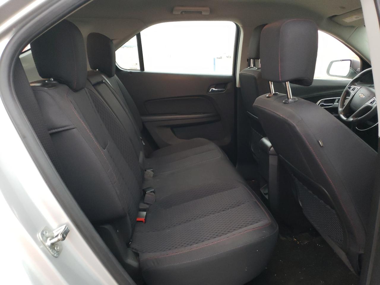 2015 Chevrolet Equinox - Image 11