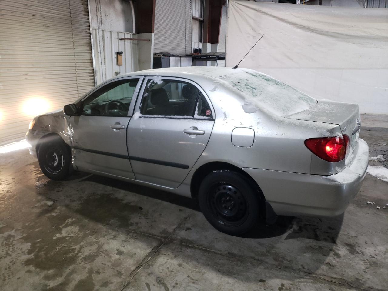 2004 Toyota Corolla - Image 2