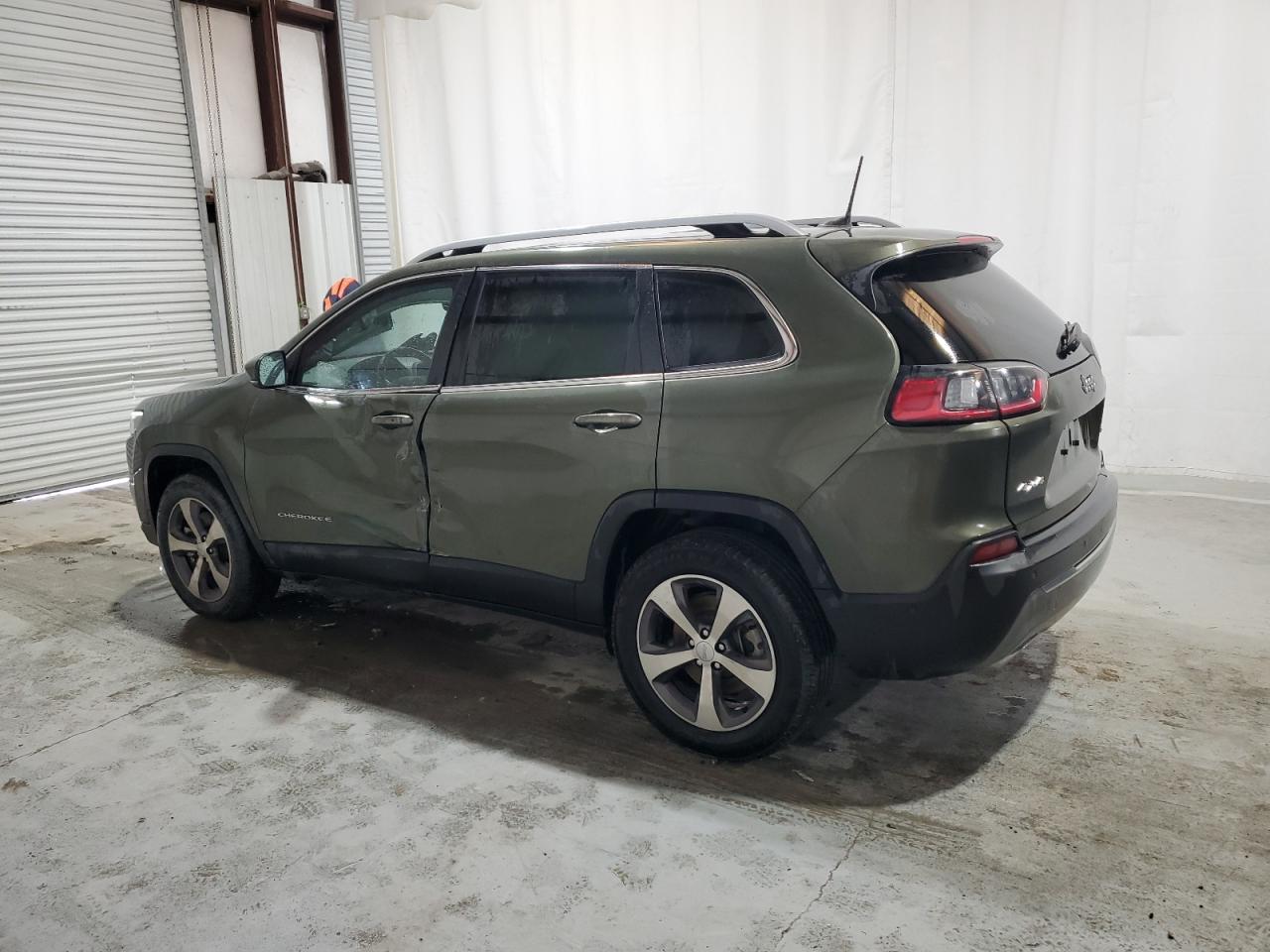 2021 Jeep Grand Cherokee - Image 2