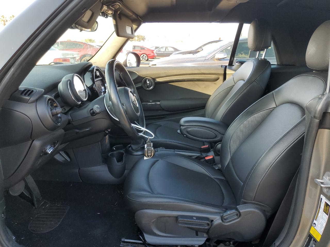 2019 MINI Cooper - Image 7