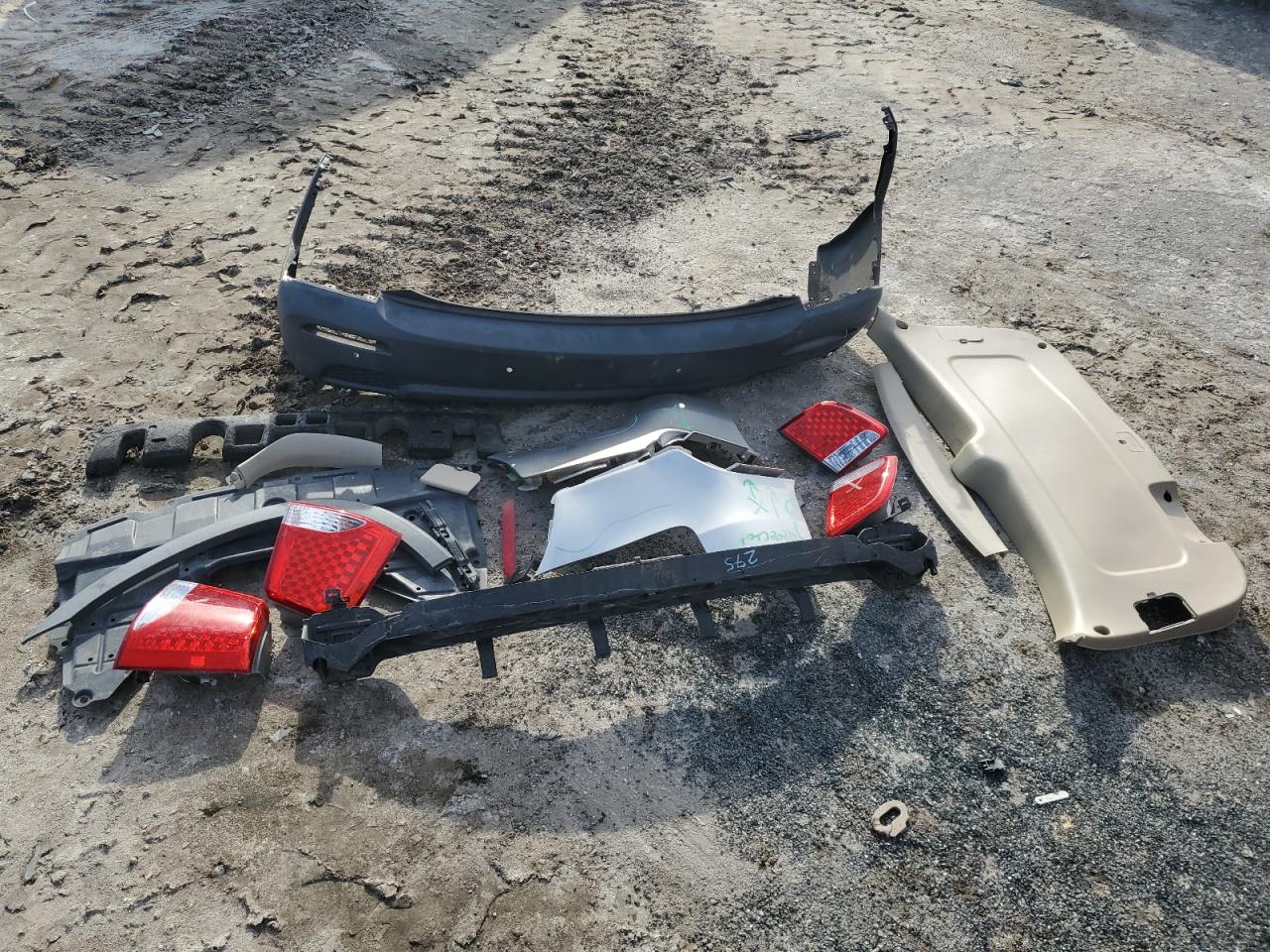 2012 Kia Sorento - Image 13