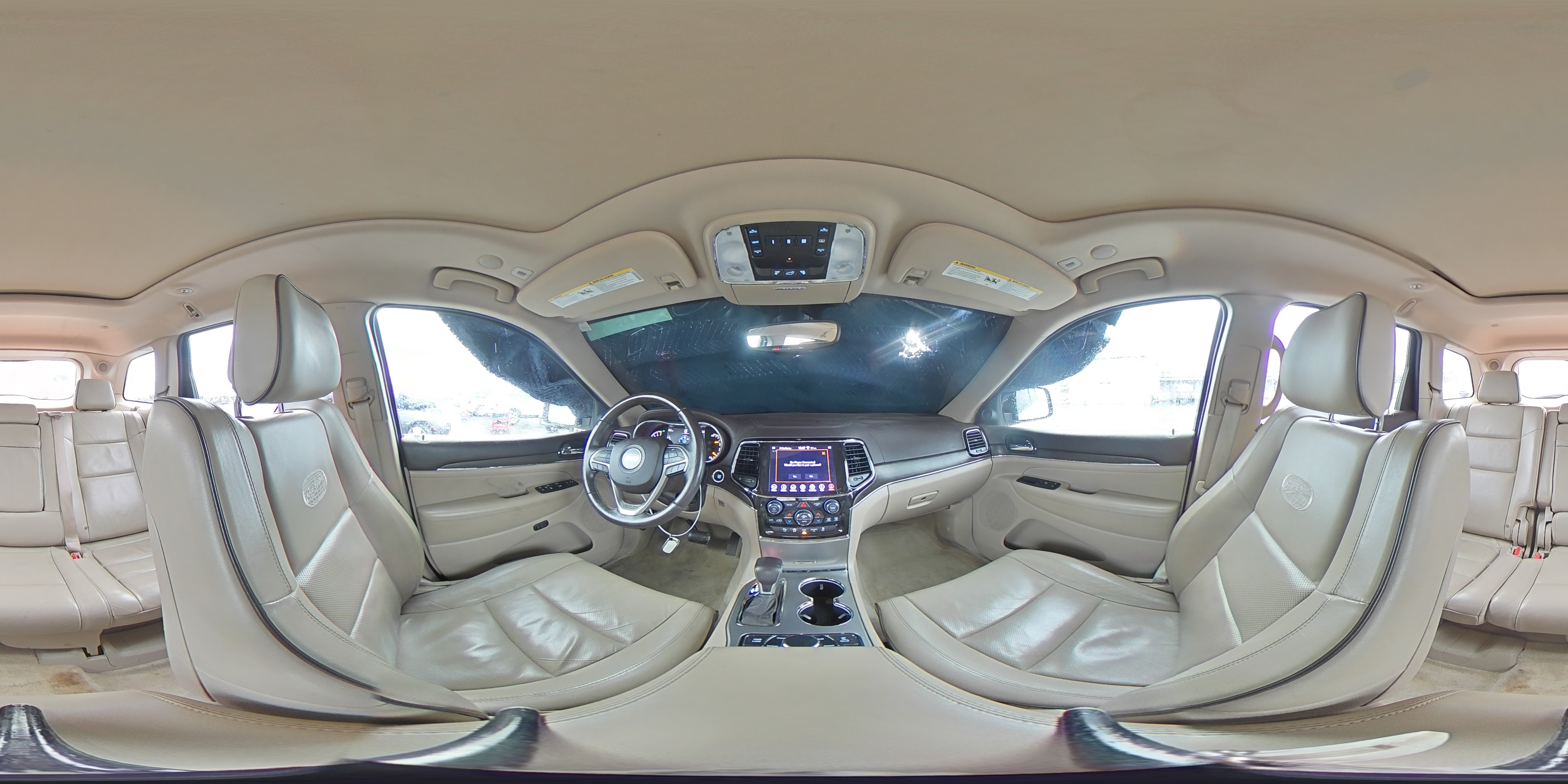 2019 Jeep Grand Cherokee - Image 14