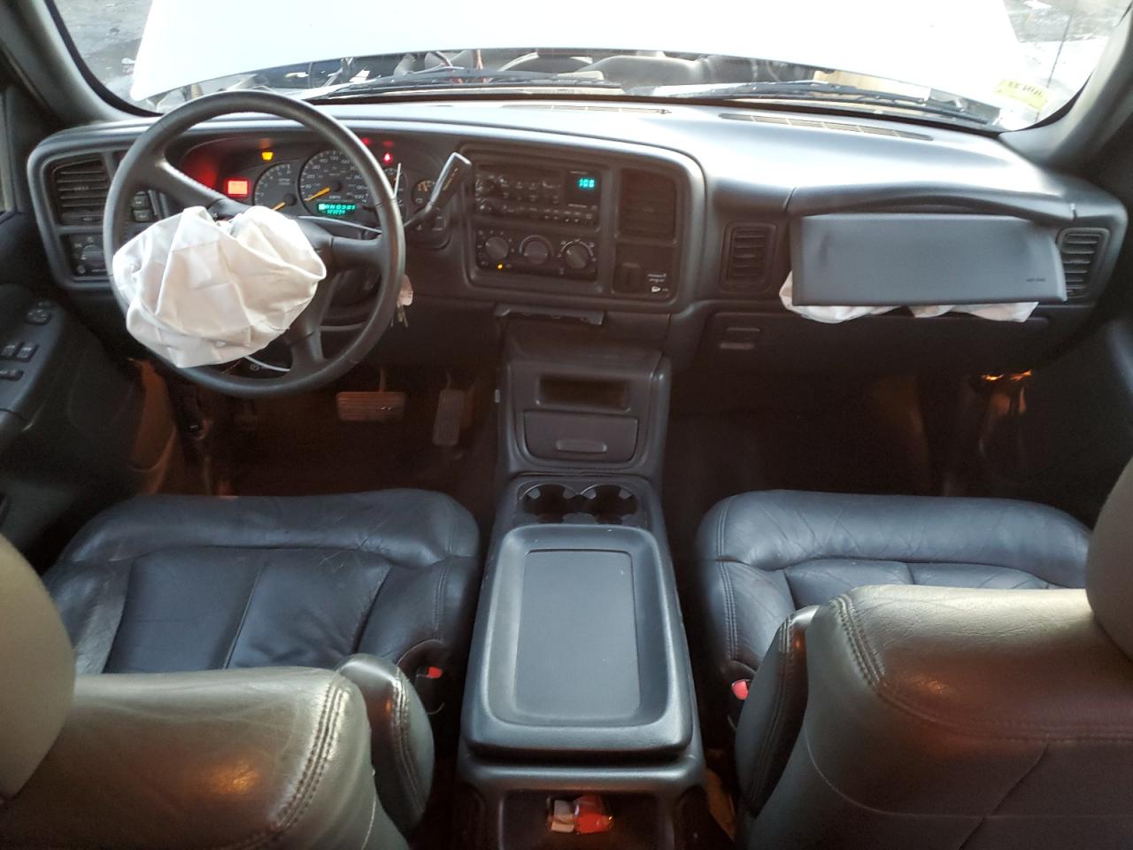 1999 Chevrolet Silverado - Image 8