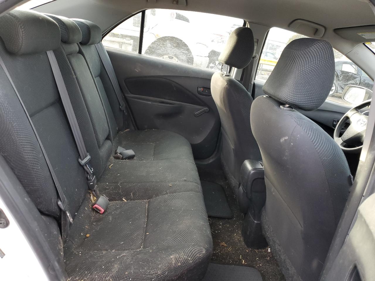 2009 Toyota Yaris - Image 10