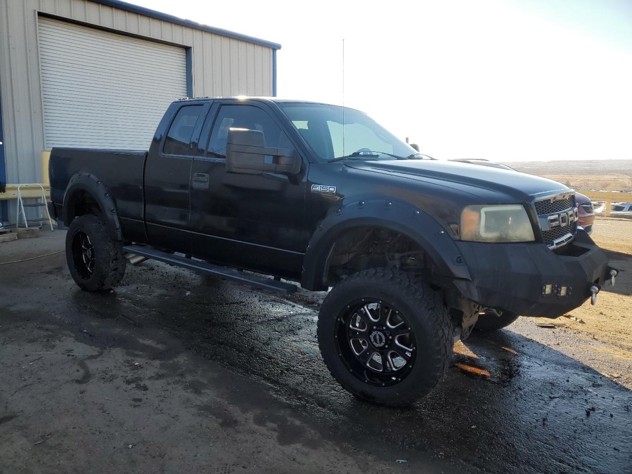 2005 Ford F-150 - Image 4