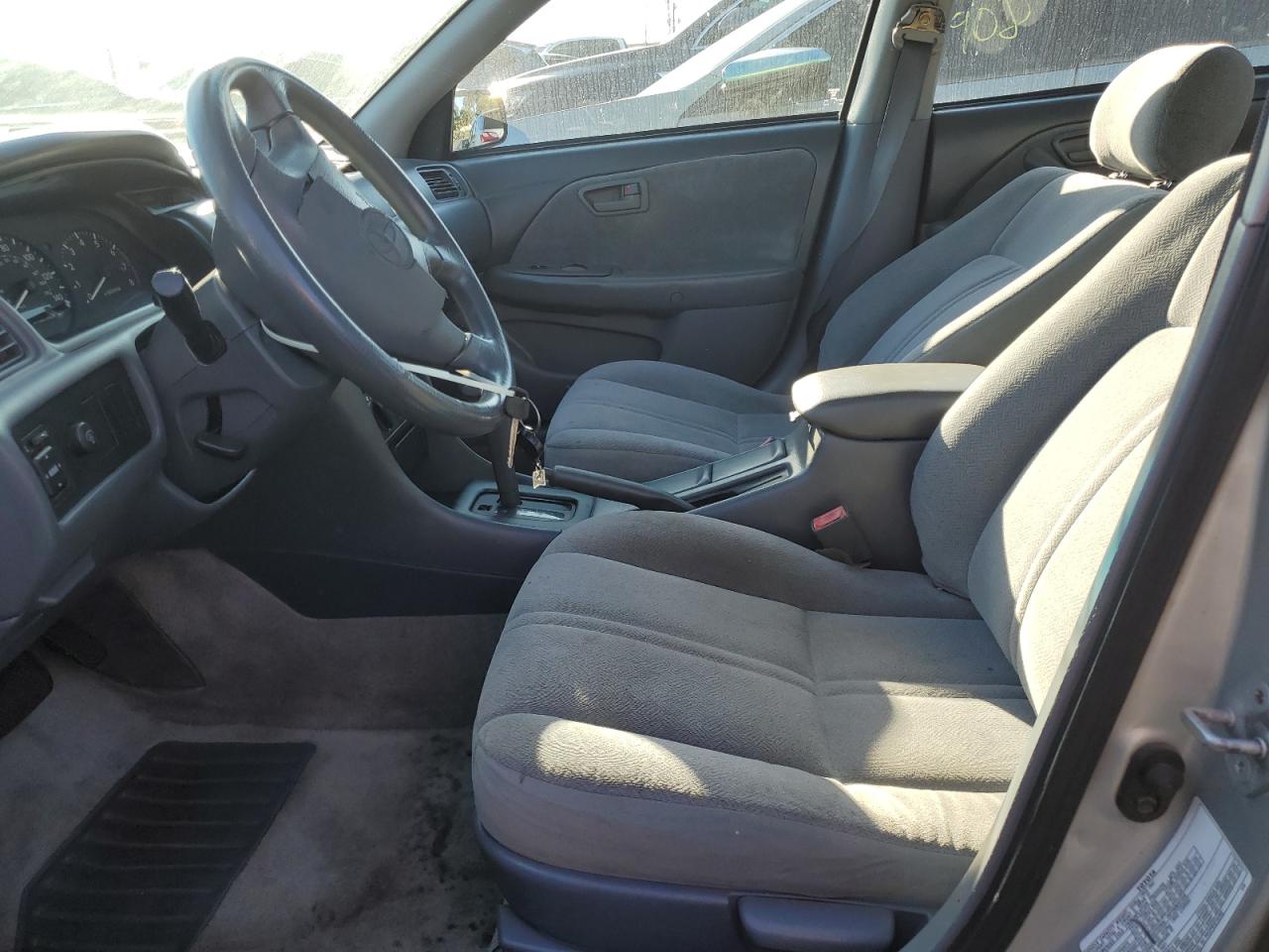 2001 Toyota Camry - Image 7