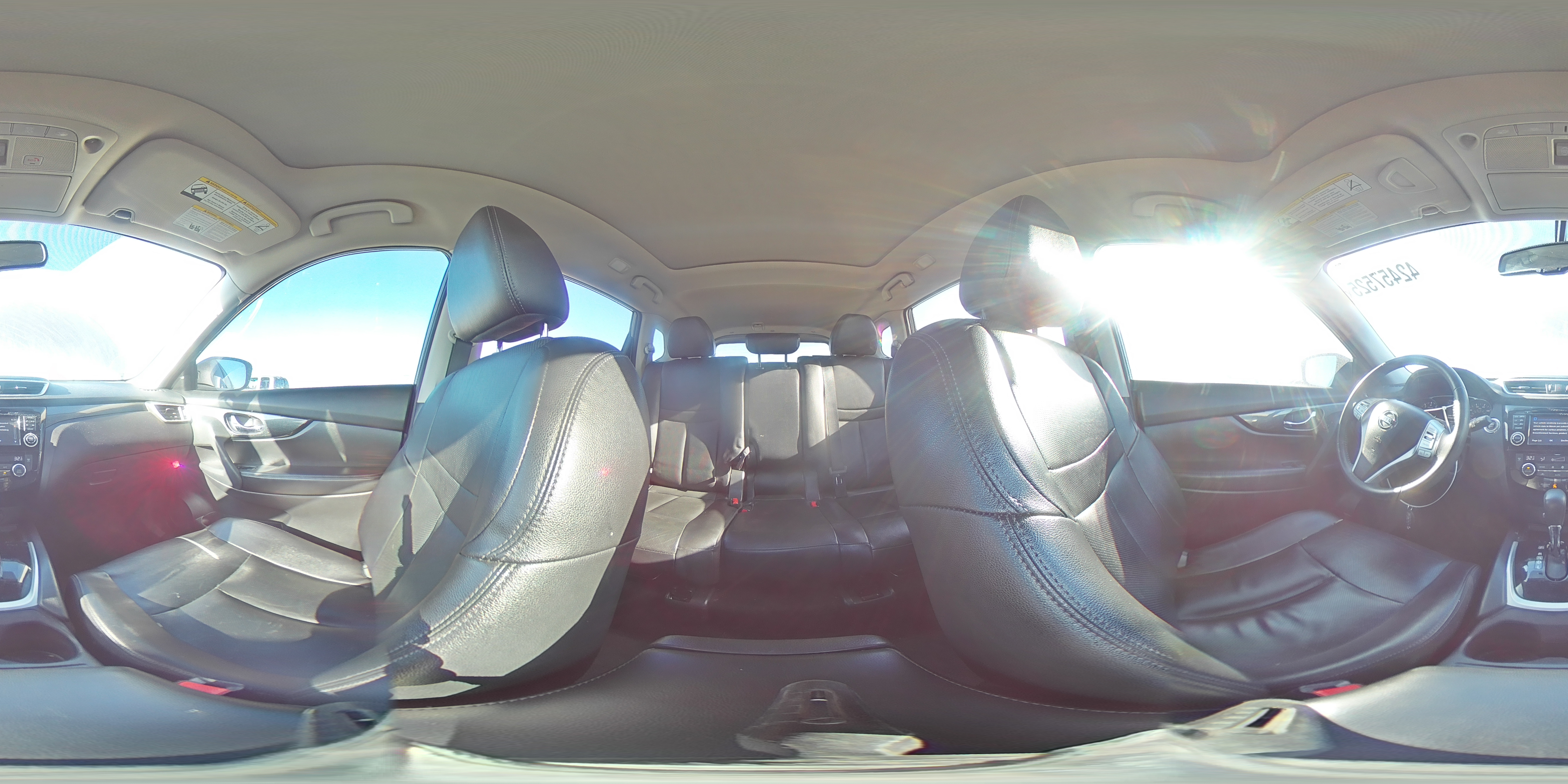 2016 Nissan Rogue - Image 13
