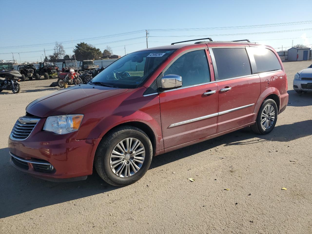 2014 Chrysler Town & Country - Image 1