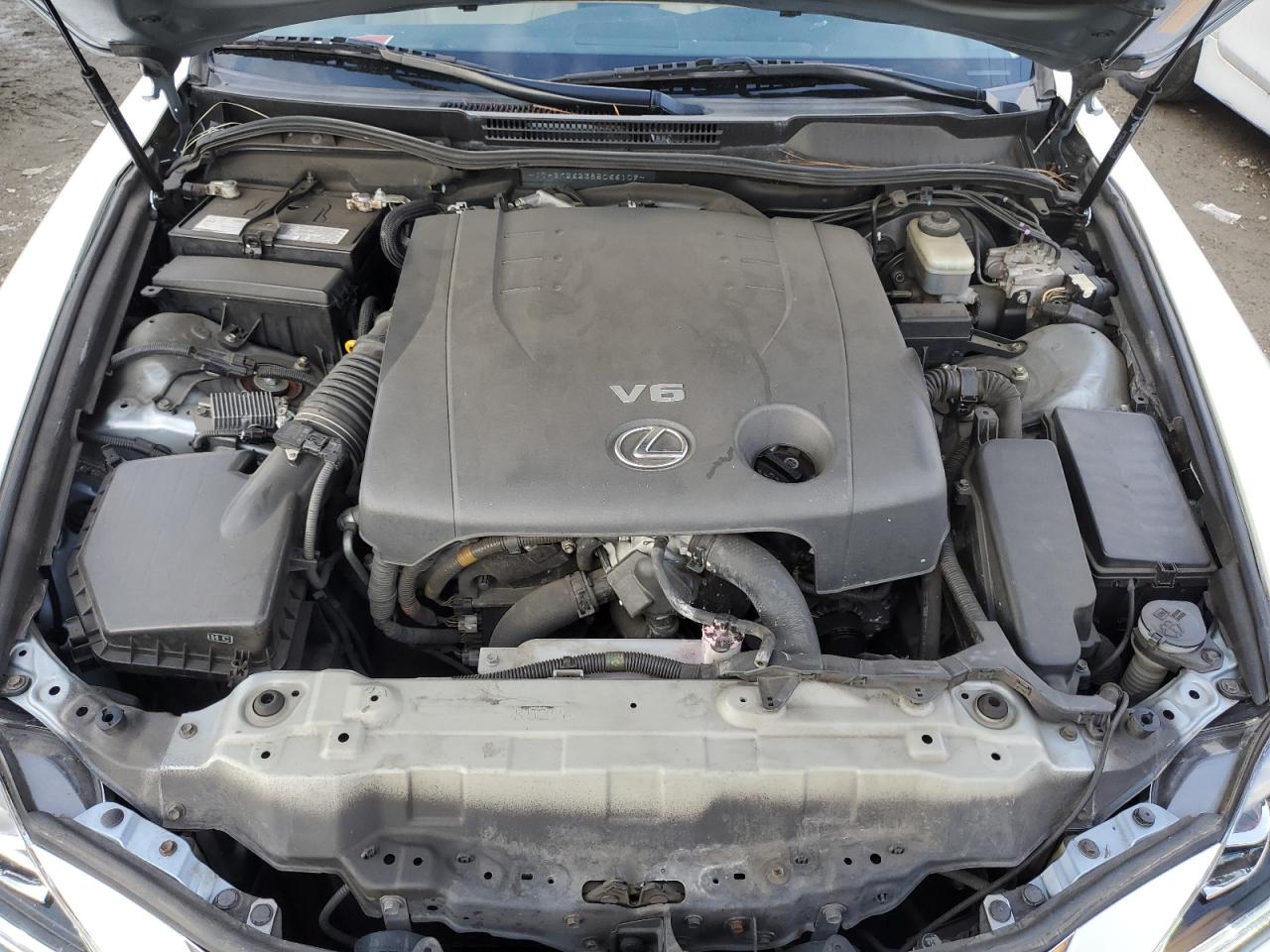2008 Lexus IS - Image 11