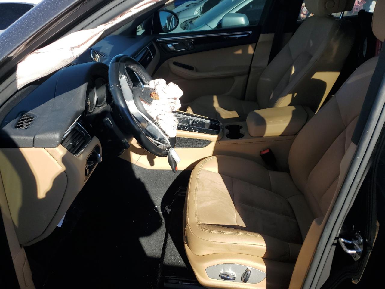 2018 Porsche Macan - Image 7