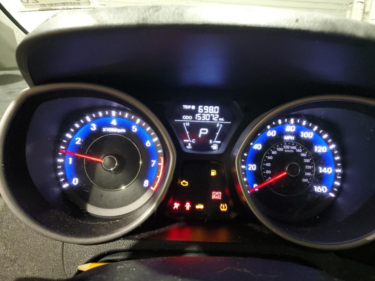 2012 Hyundai Elantra - Image 9