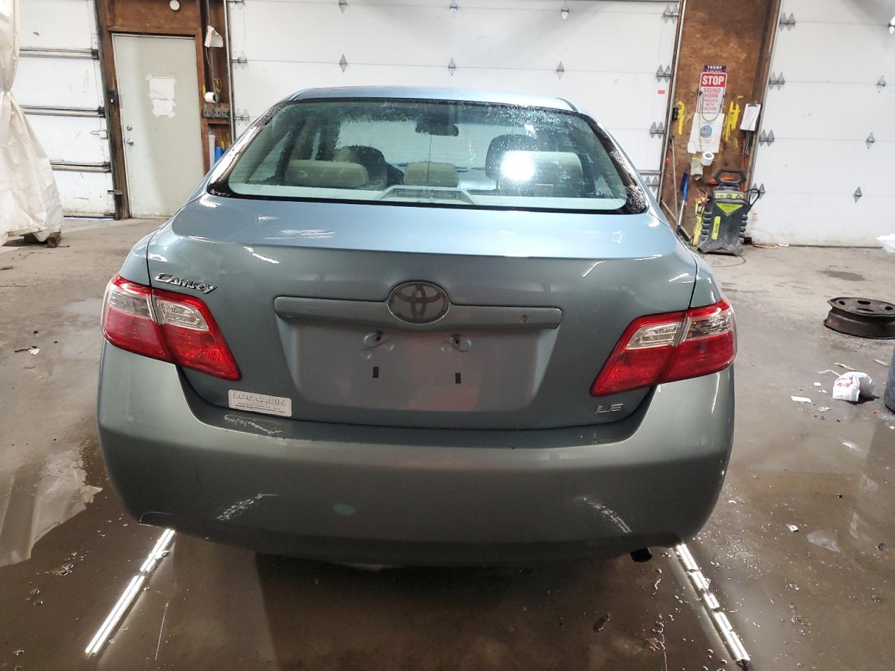 2009 Toyota Camry - Image 6