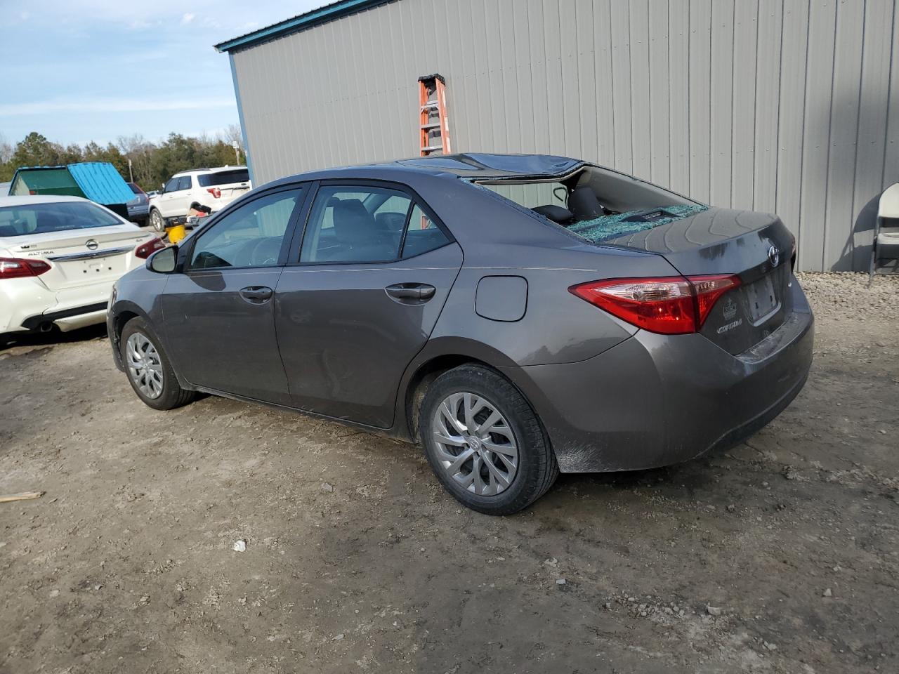 2019 Toyota Corolla - Image 2