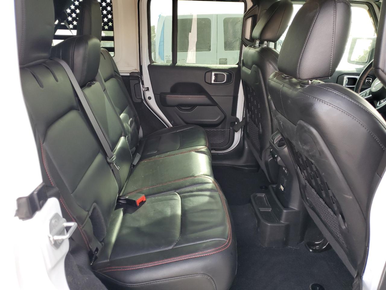 2021 Jeep Wrangler - Image 11