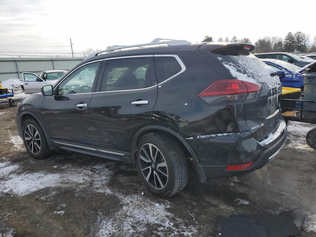 2019 Nissan Rogue - Image 2