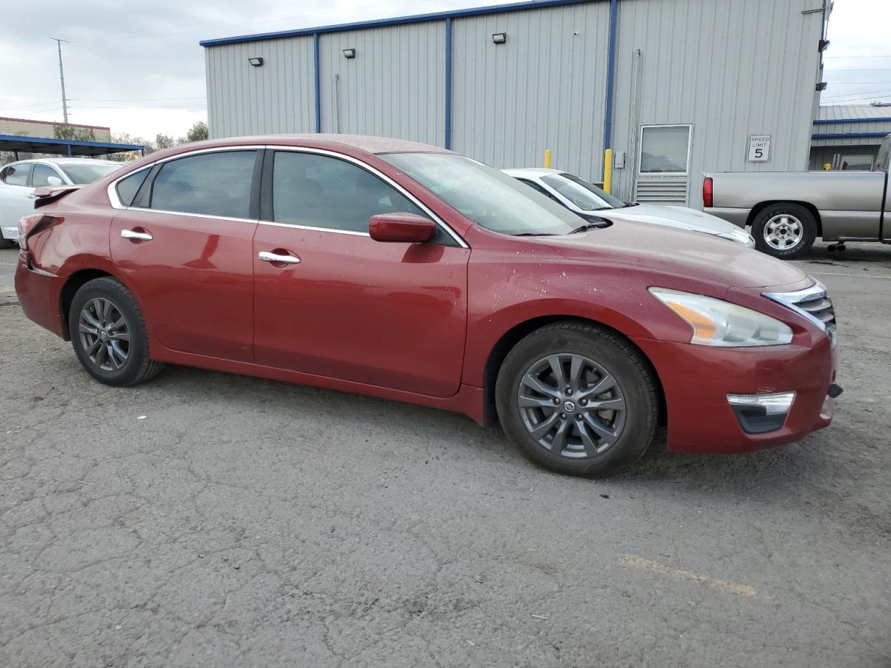 2015 Nissan Altima - Image 4