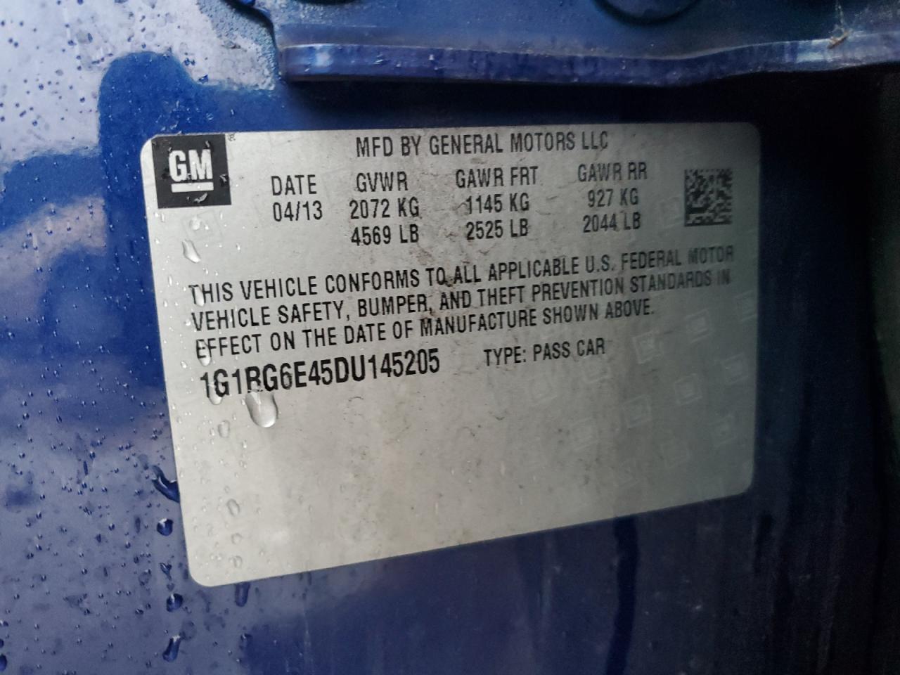 2013 Chevrolet Volt - Image 12