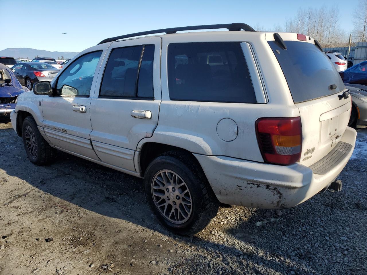 2004 Jeep Grand Cherokee - Image 2