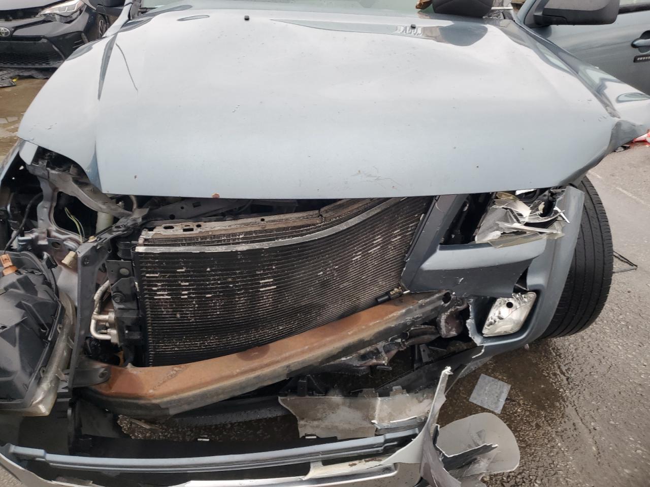 2010 Mercury Mariner - Image 12