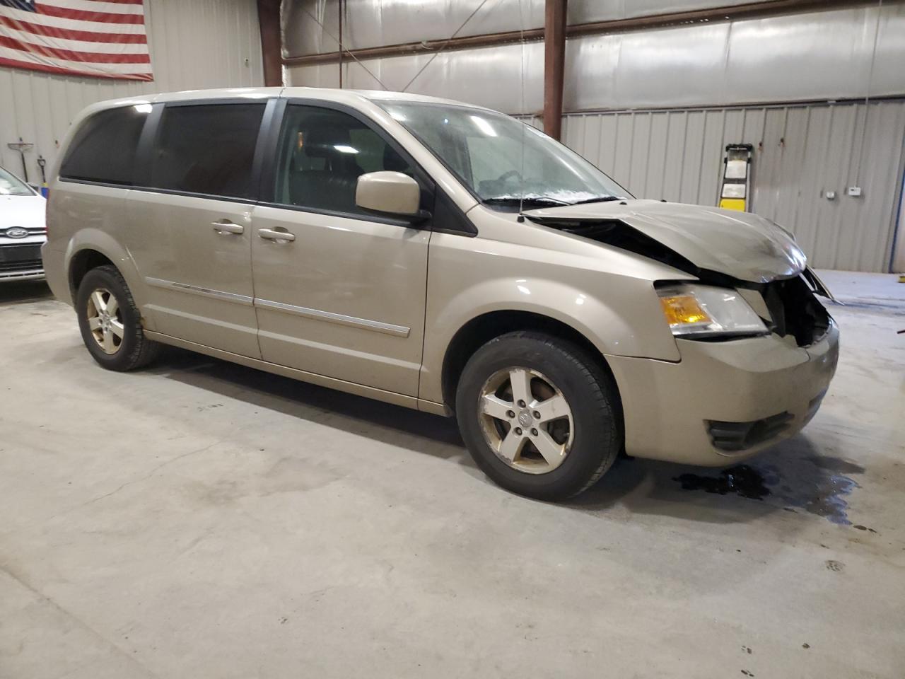 2008 Dodge Caravan - Image 4