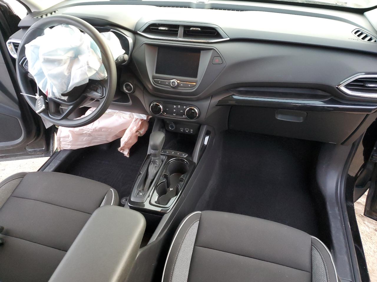 2022 Chevrolet TrailBlazer - Image 8