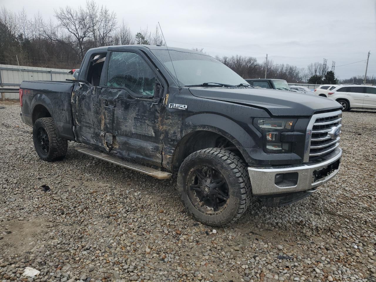 2015 Ford F-150 - Image 4