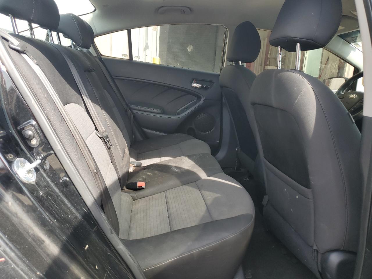 2016 Kia Forte - Image 10