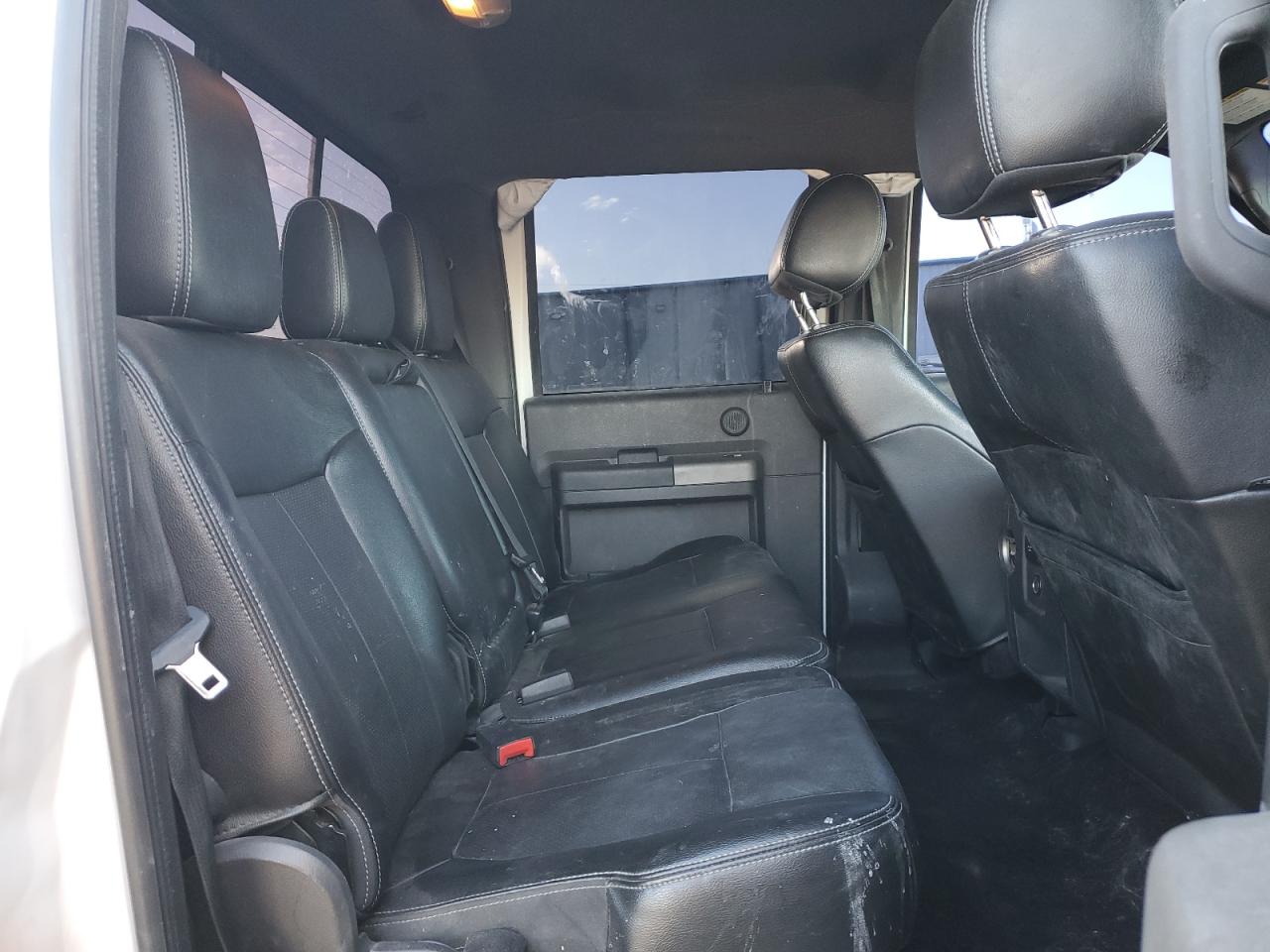 2013 Ford F350 - Image 10