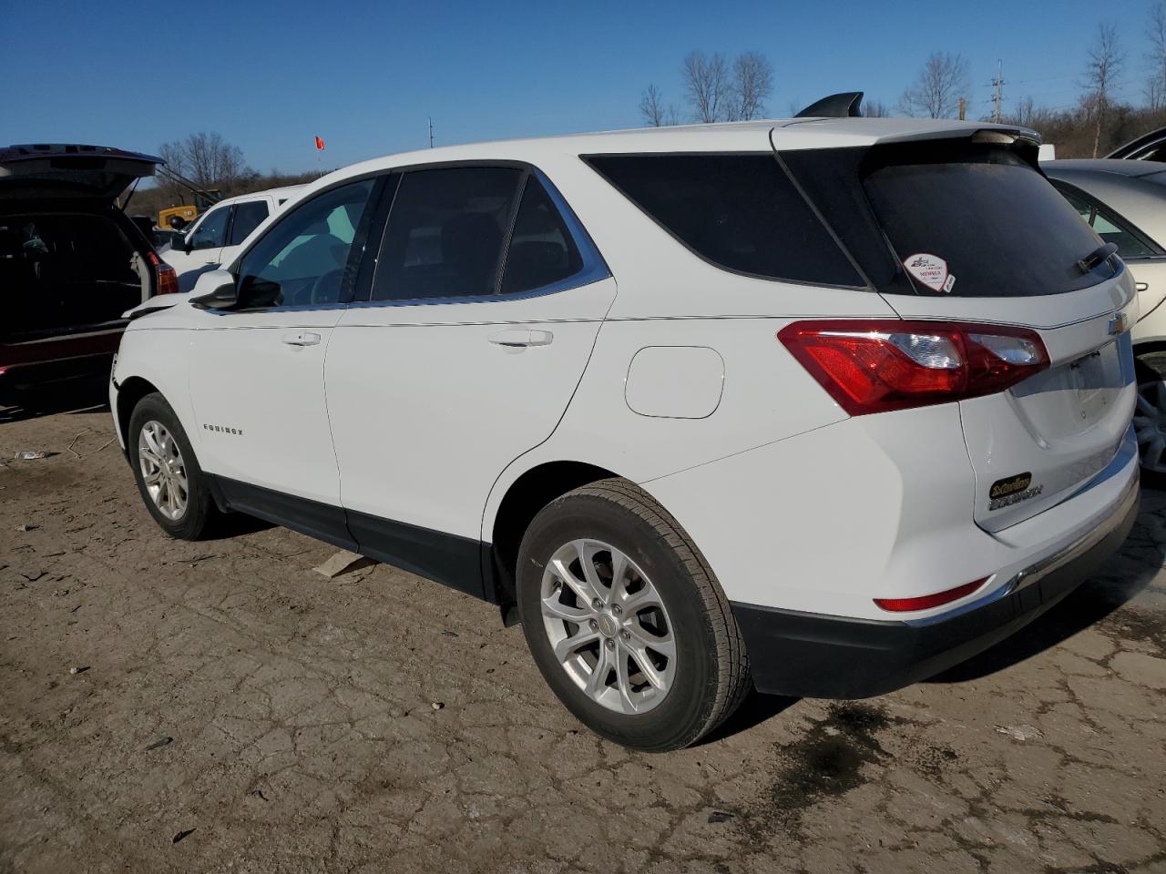2020 Chevrolet Equinox - Image 2