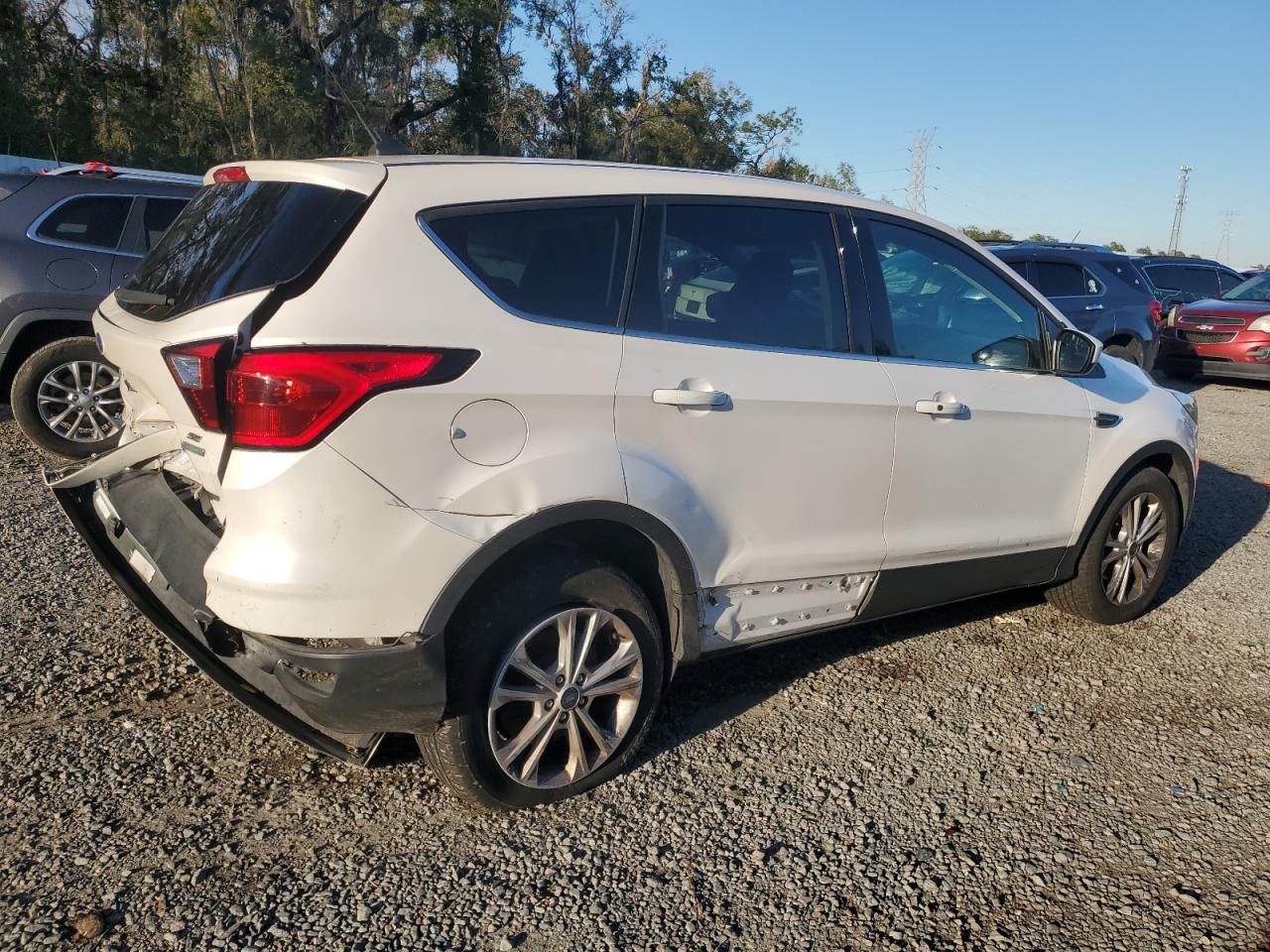 2019 Ford Escape - Image 3