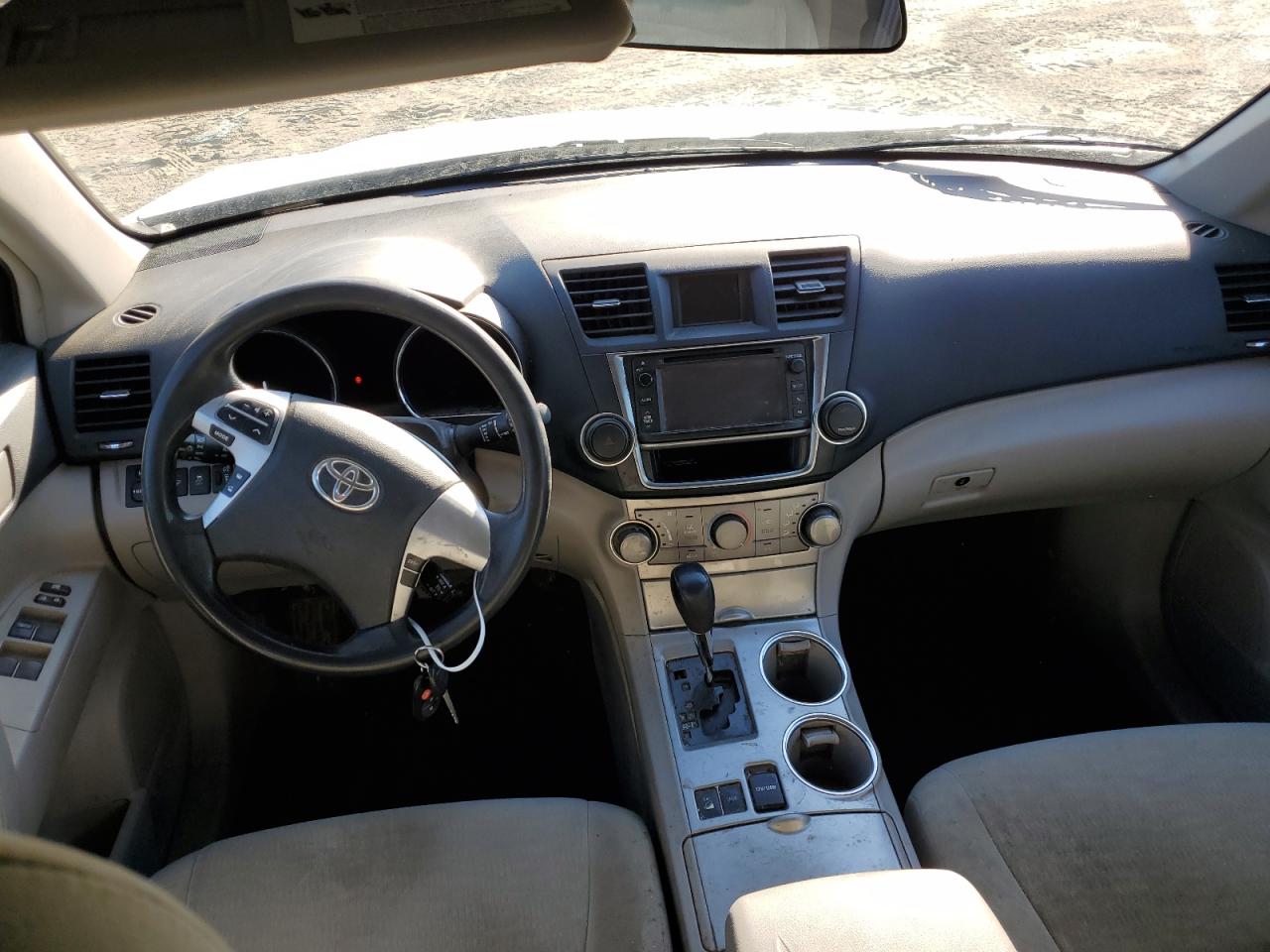 2013 Toyota Highlander - Image 8