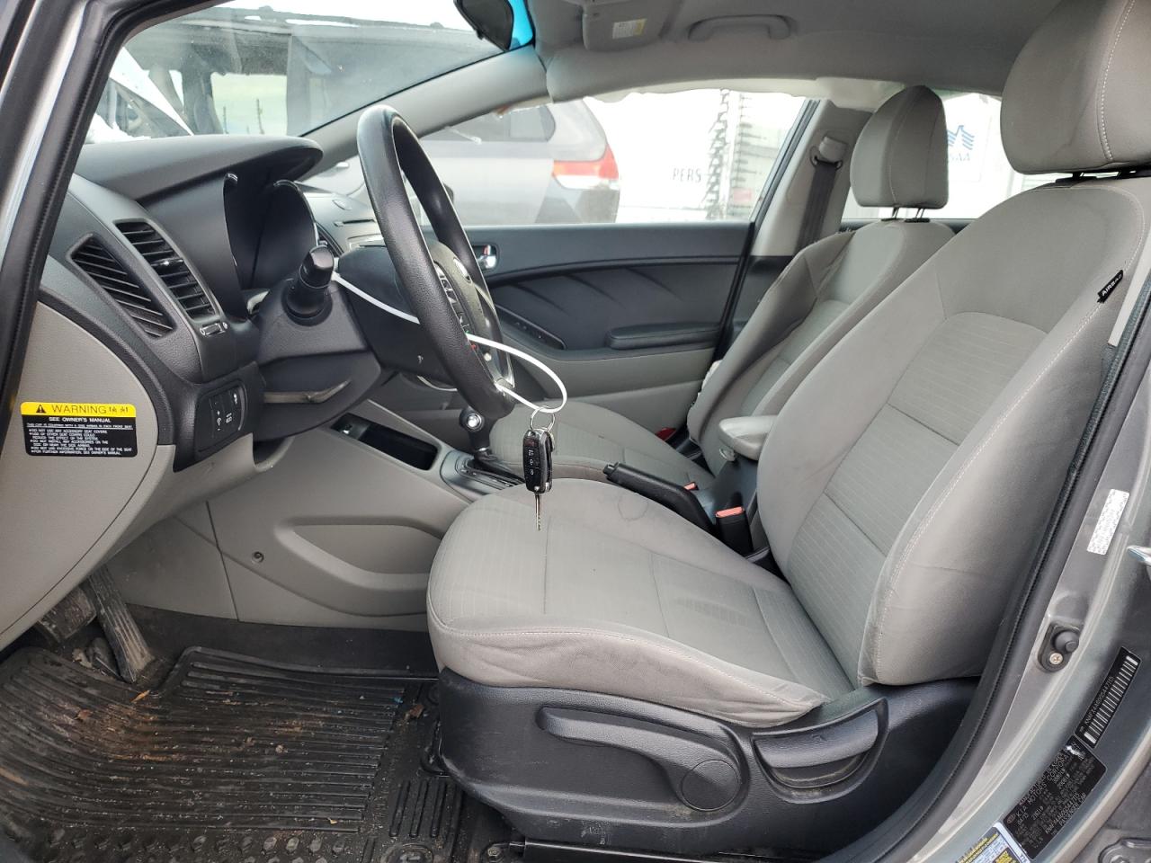 2016 Kia Forte - Image 7