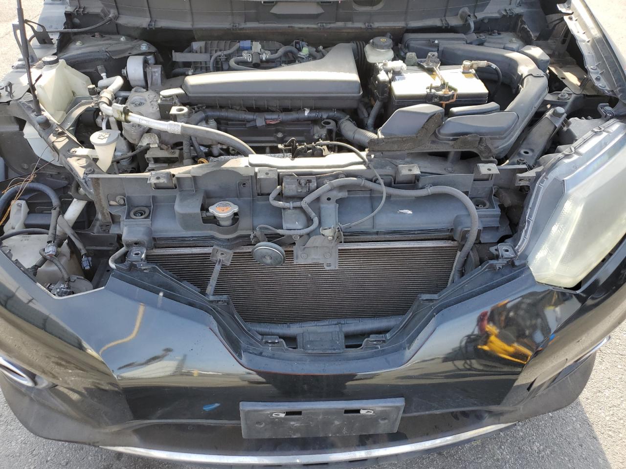 2014 Nissan Rogue - Image 13