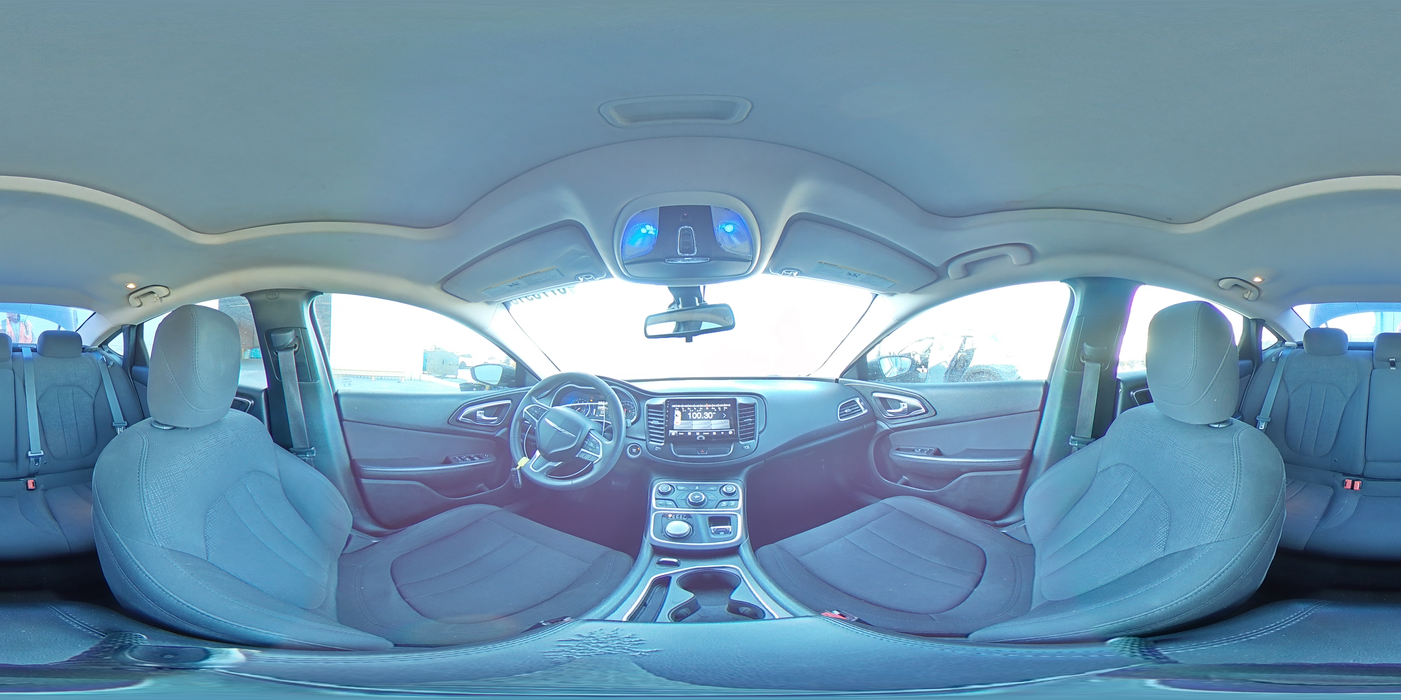 2015 Chrysler 200 - Image 12
