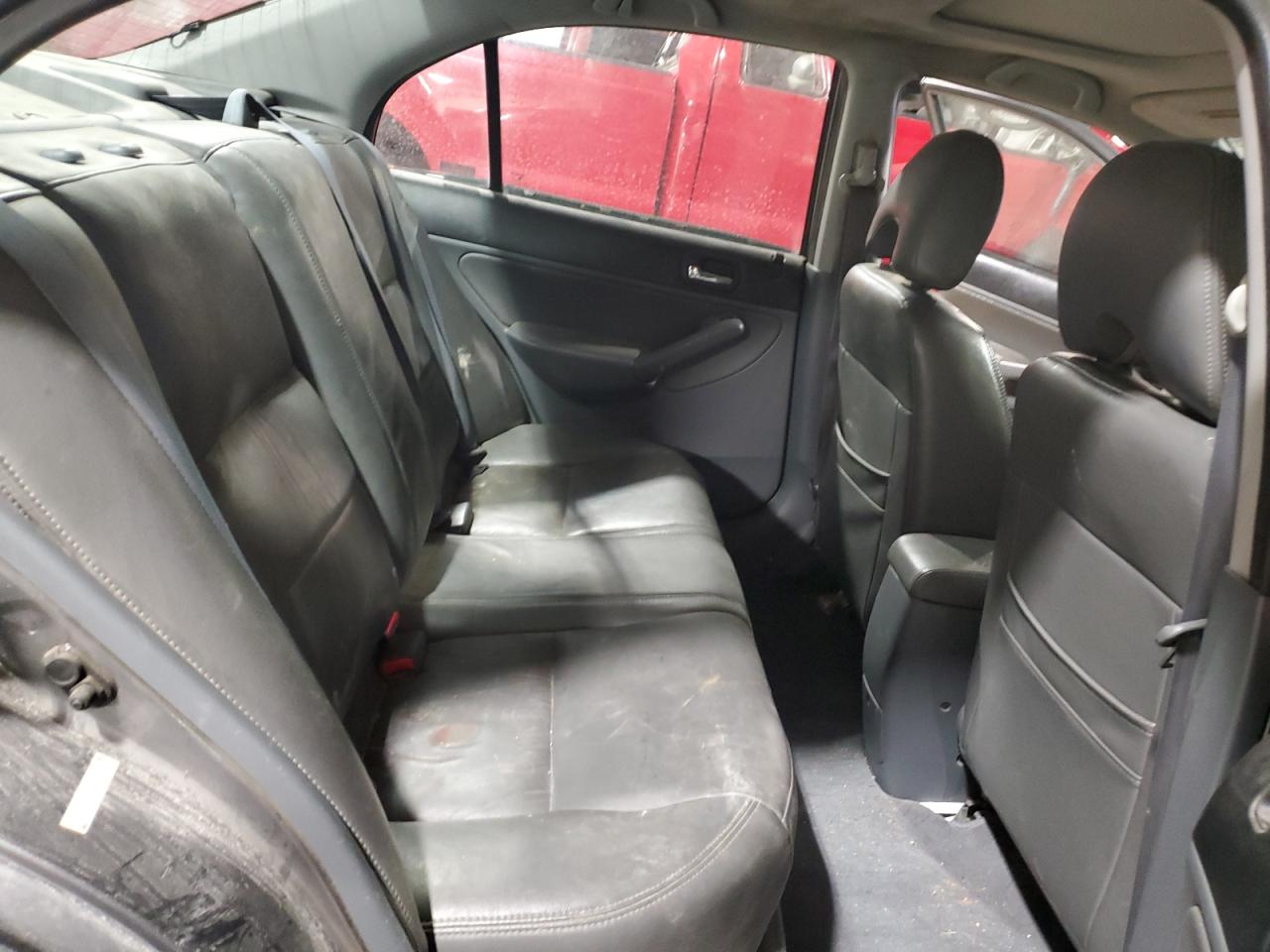 2005 Honda Civic - Image 10