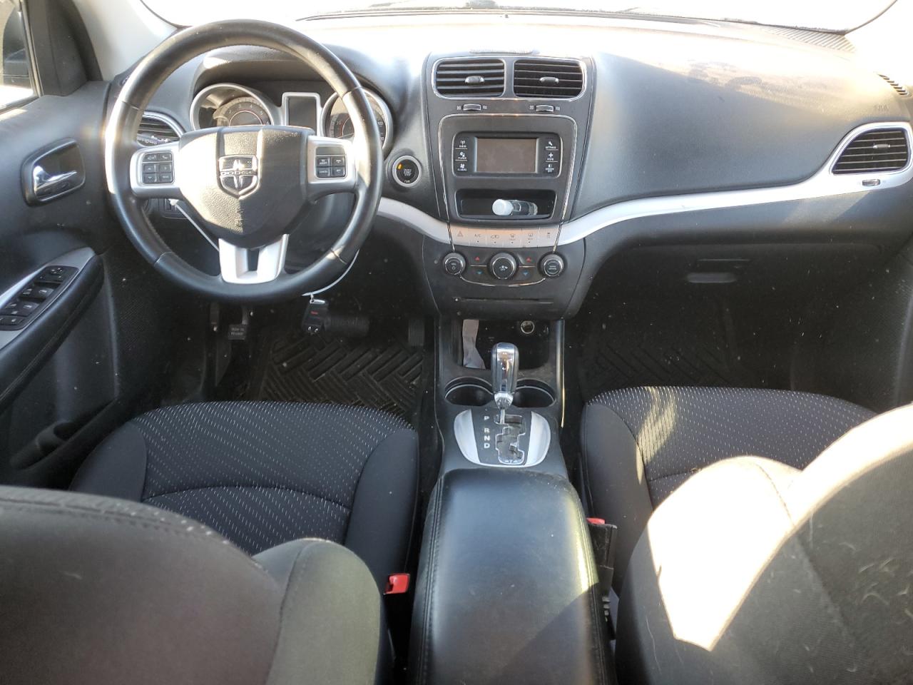 2018 Dodge Journey - Image 8